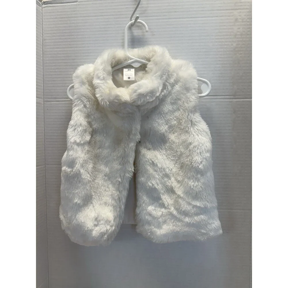 Carter's Vest Girls Size 24 Months White Fluffy Sleeveless Faux Fur Snap Front
